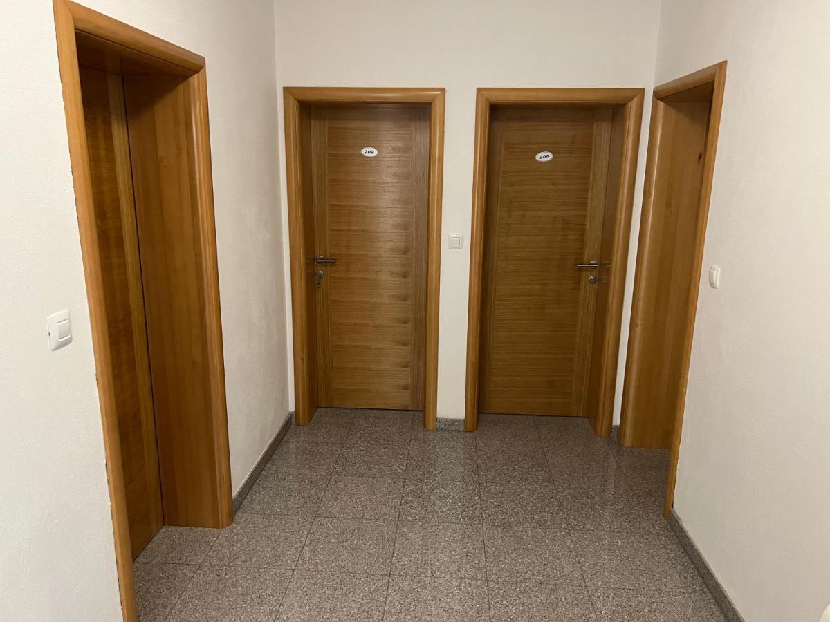 Hotel Pansion Smoljan Međugorje Exterior foto